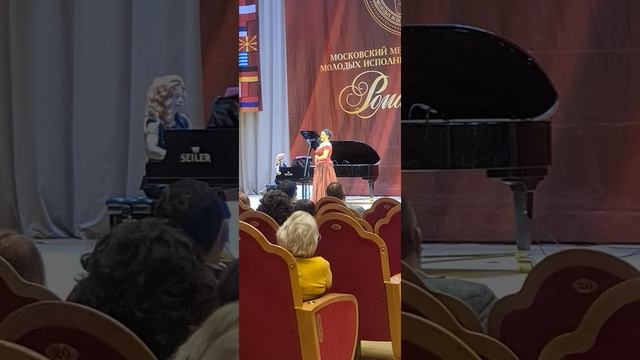 Моя золотая. (Б. Фомин, К. Подревский ). Исполяет Ольга Севостьянова (Кыргыстан).