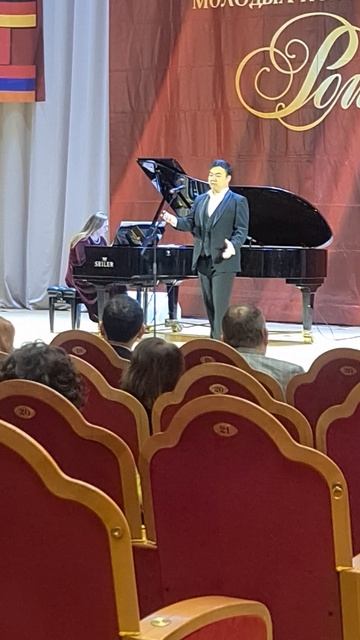 Попутная песня. (М. Глинка, Н. Кукольник). Исполняет Цзюньцзянь Фу (Китай).