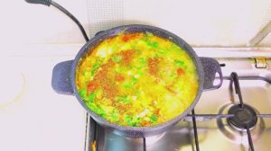 Диетический овощной суп на курином бульоне.