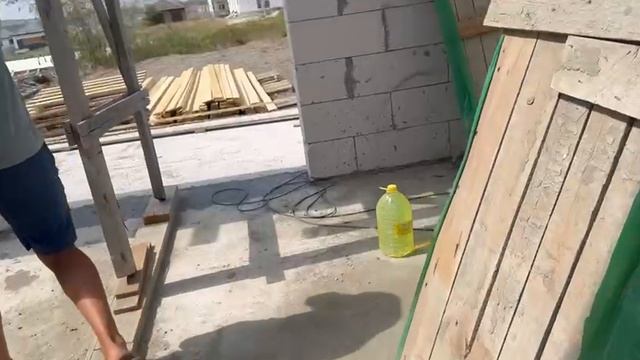 Строим дом в Анапском районе. Делаем крышу. смотреть онлайн