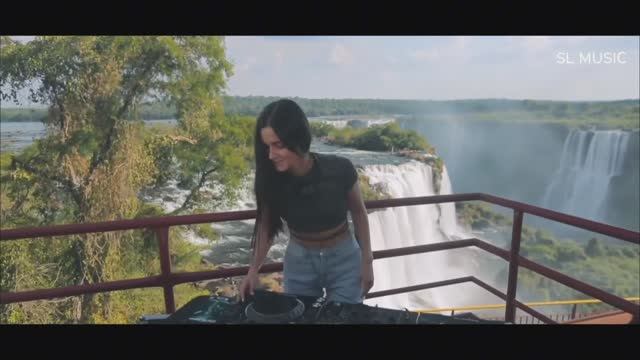 Тото - Жара Remix смотреть онлайн