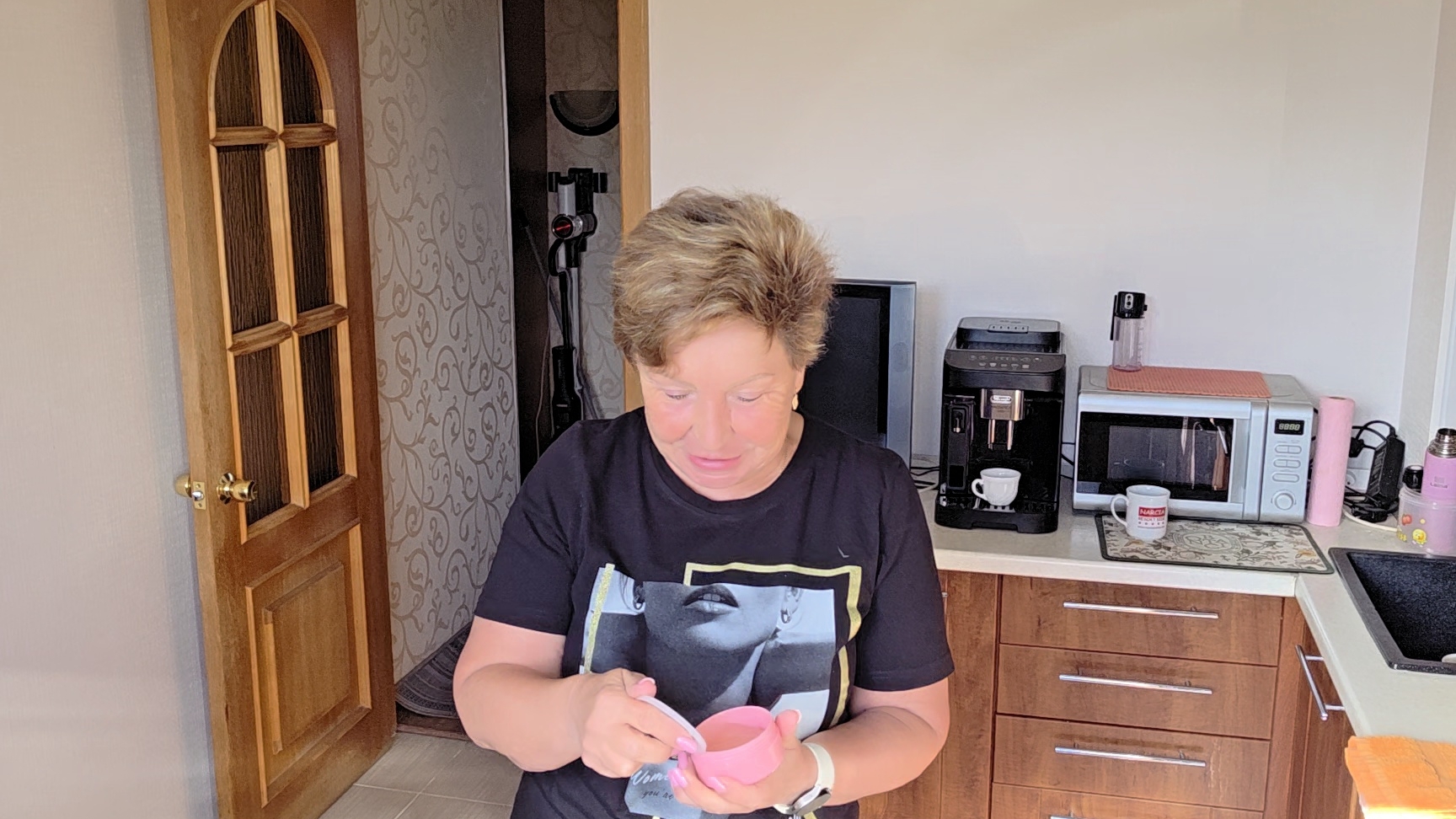 СКУЧНО, ОБИДНО И БЕЗНАДЁГА 🤷🤦♀️ смотреть онлайн