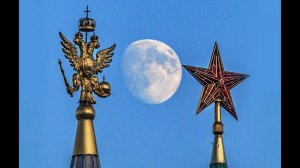 Замена двуглавых орлов на башнях московского Кремля пятиконечными звездами