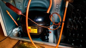 Холодильник LG. Обычная переделка на обычный компрессор