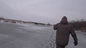 МОТОБУКСИРОВЩИК SHARMAX реально ПРЕТ! Опасный ПЕРВЫЙ ЛЕД! Взял в globaldrive.