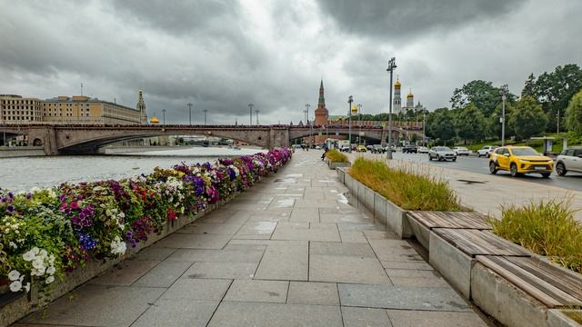 Прогулка с  фотоаппаратом по Москве  2025