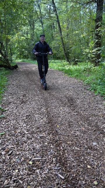 Насколько самокат быстр в лесу??? #whitesiberia #самокат #рек #тренд #скорость #челлендж #электро смотреть онлайн