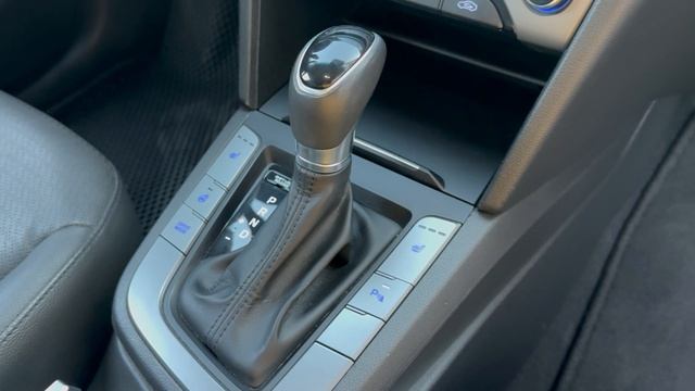 Elantra смотреть онлайн