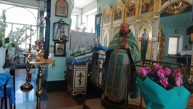 В праздник Успения в храме святых апостолов Петра и Павла с. Икряное смотреть онлайн