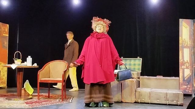 "ШЕРШЕ ЛЯ ДАМ" сцены из спектакля Мытищинского театра ФЭСТ.23.08.25. смотреть онлайн