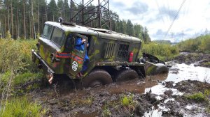 Что будет если загнать МАЗ 537 в лютое болото?