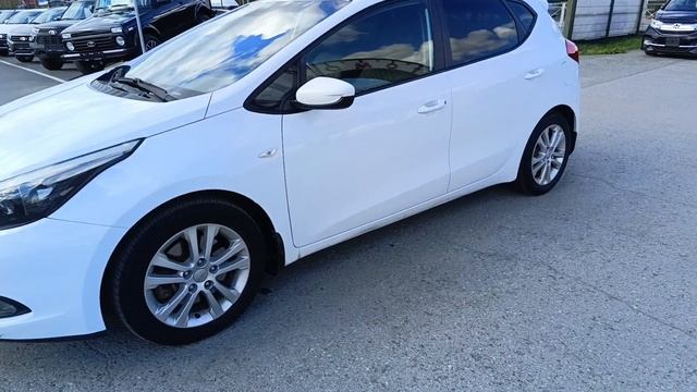 Kia Ceed 1,6 л. Бензин АКПП (129 л.с.) 2014 смотреть онлайн