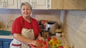 ХЛОПОЧУ НА КУХНЕ. ФАРШИРОВАННЫЕ ПЕРЦЫ И ПРОСТО ПОЖАРЕННАЯ КУРОЧКА.