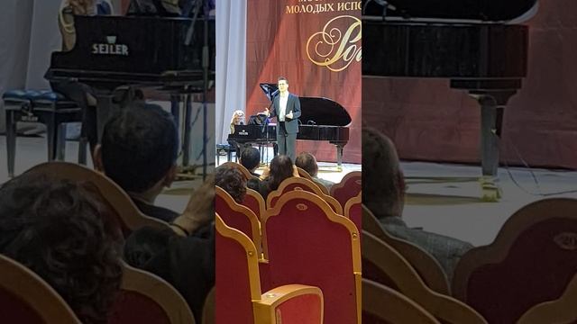 Нищая. (Александр Алябьев, Пьер Жан де Беранже, в переводе Дмитрия Ленского). Исполняет Иван Дятлов.