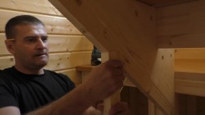 Лестница в узкий проем с поворотом на 180 гр