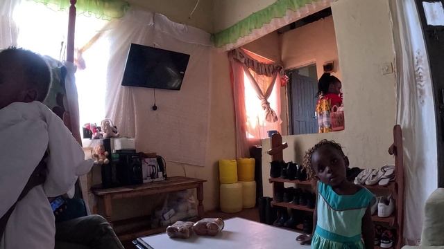 НАВЕЩАЕМ РОДНЫХ АНН ДЕТЕЙ В НАЙРОБИ смотреть онлайн