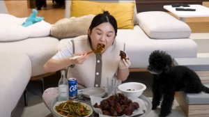 🔥🍲 Мукбанг и Mukbang: Лучшая корейская закуска для позднего вечера, глазированные свиные ножки