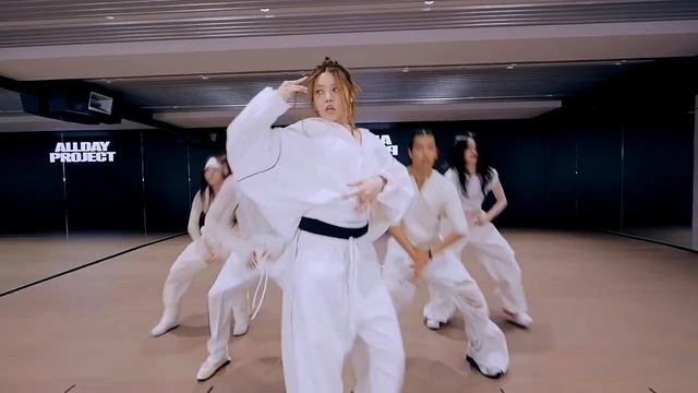 ALLDAY PROJEST-FAMOUS practice dance mirrored смотреть онлайн