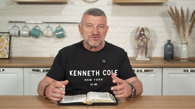 "Череда". 9 сентября Епископ Олег Тихонов. Слово, меняющее жизнь. смотреть онлайн