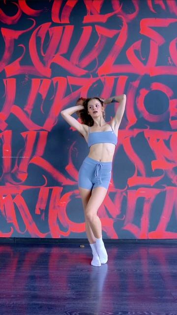 Да тут капец :) на самом деле все прилично, мы на всякий случай, вдруг кто лифа не видел :)