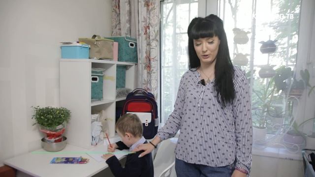 Адресная помощь: первоклассники из многодетных семей Королёва получили подарки к 1 сентября смотреть онлайн