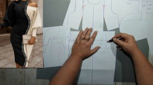 Моделирование. Платье с рукавом летучая мышь, цельнокроеным воротником. Выкройка № 803.