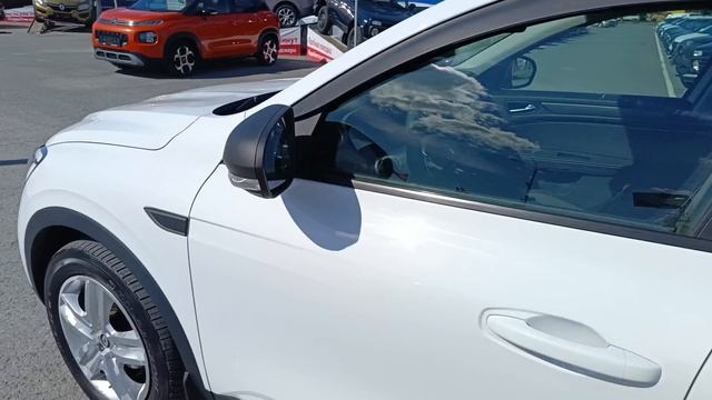 Renault Arkana 1,6 л. Бензин МКПП (114 л.с.) 2WD 2019 смотреть онлайн