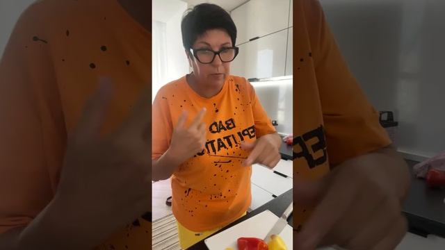 Стрим от 29.08.25 ! Крым! Готовлю полезную еду и не очень смотреть онлайн