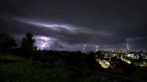 Ночные грозы с градом 22/08/2025
