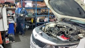 Kia Optima 2.4. Жрёт масла и кап ремонт двигатель 1 часть