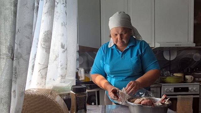 Была бы курочка/ осталось только юбку одеть/ почем тыква смотреть онлайн