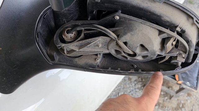 Как снял накладку зеркала Opel Astra H смотреть онлайн