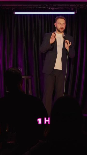 Кирилл Монастырев про отношения к групповым чатам, отрывок из концерта «Кризис жизни»