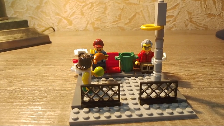 ЛЕГО САМОДЕЛКА БАСКЕТБОЛЬНАЯ ПЛОЩАДКА смотреть онлайн