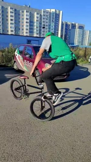 Как выглядят BMX трюки без велосипеда?