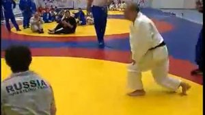 Путин на тренировке по дзюдо (без цензуры)