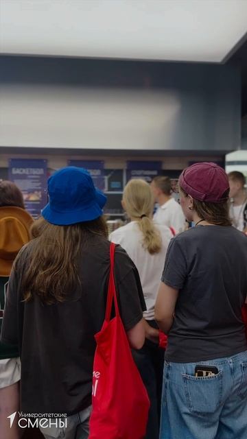 «Университетские смены» в СПбГУПТД: экскурсия для участников в Музей спортивной славы СПбГУПТД