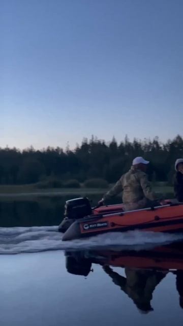 Получили отзыв от Петра «Лодка крутая,Kitt 330 нднд, мотор Parsun F6ABMS, комплектом доволен👍» смотреть онлайн