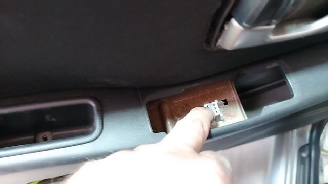 Как снять обшивку дверей Nissan KIX 👍