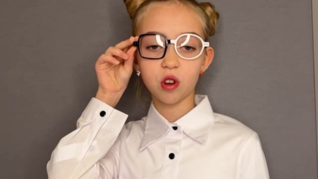 Серафима Романова - Видео-визитка на русском