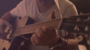 🎵 В ОБЪЯТЬЯХ БОГА _ Христианская песня о милости_ прощении и Отцовской любви.