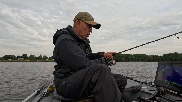 Рыбалка на Щуку в конце Августа 2025 с Panoptix и без него смотреть онлайн