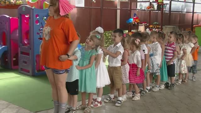 🎉 День знаний в детском саду — яркий праздник «Прощание с летом» смотреть онлайн