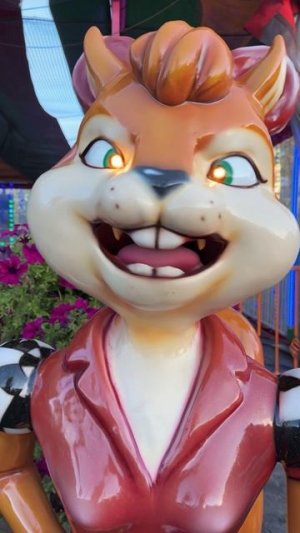 ДЕВОЧКА НЕ СМОГЛА ЗАБРАТЬ КОНФЕТУ