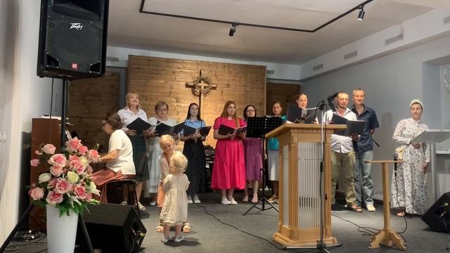 РОДИЛСЯ ИИСУС смотреть онлайн