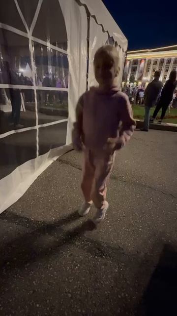 1000009930.mp4 смотреть онлайн