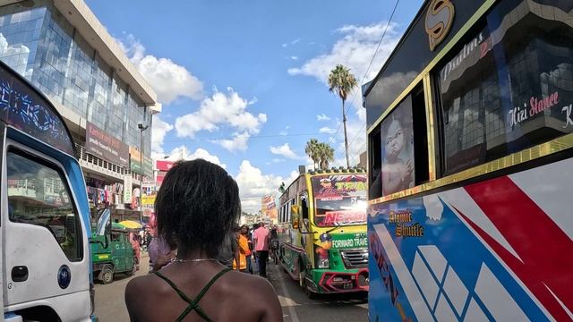 В СЕРДЦЕ НАЙРОБИ СТОЛИЧНАЯ ЖИЗНЬ ЧЁРНЫХ КЕНИЕК смотреть онлайн