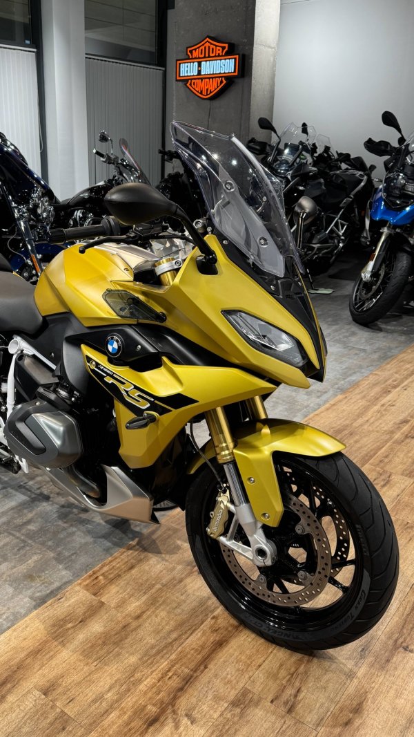 BMW 2019 R1250RS (Austin Yellow)