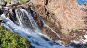 Батарейский водопад в селе Териберка