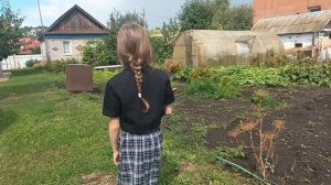 Страная школьница